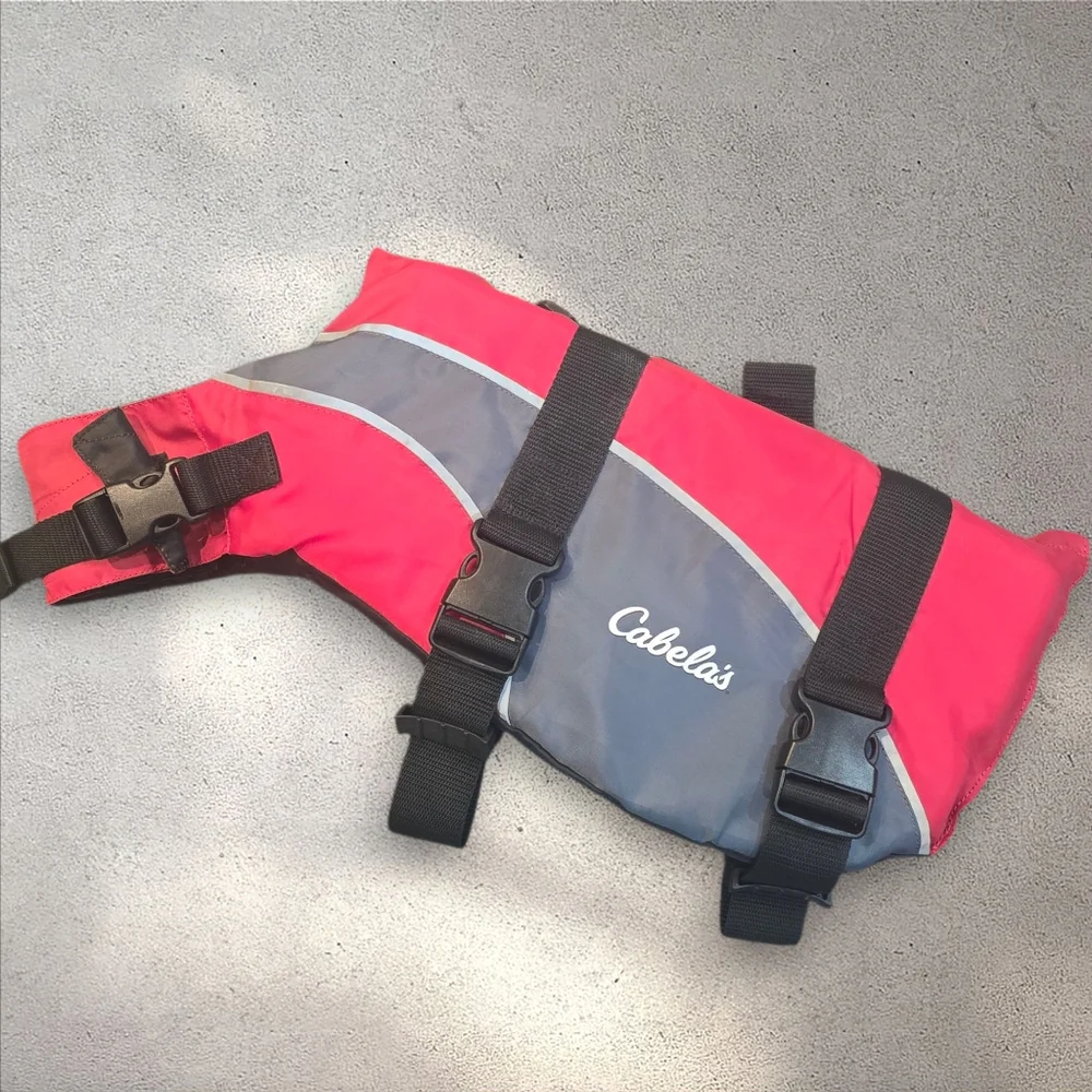 Cabela's Dog Flotation Vest Size Medium‎ (24-60 Pounds)